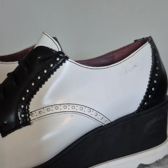 Sixtyseven Platform Wing Tipped Leather Oxford Pointed Toe, Black White Size 9 - Picture 4 of 12
